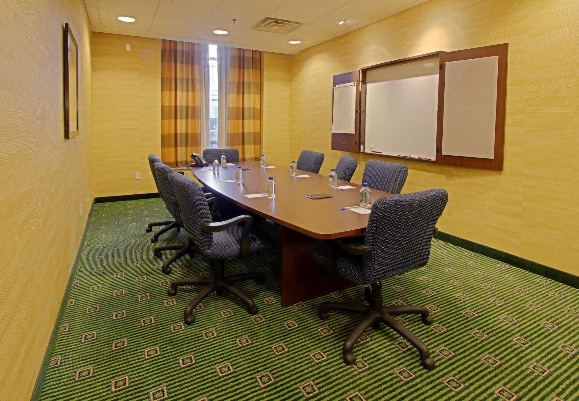 Fairfield Inn & Suites By Marriott New York Long Island City/Manhattan View Facilités photo