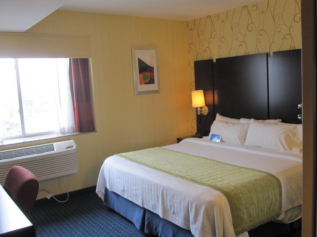 Fairfield Inn & Suites By Marriott New York Long Island City/Manhattan View Extérieur photo
